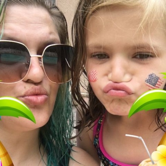 Meet your Posher, Chrissy - Picture 1 of 1